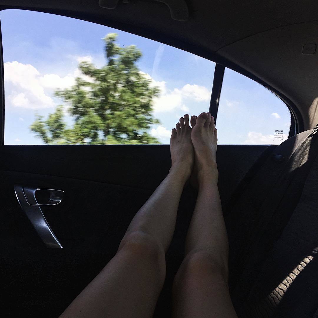 Alice Shea Feet