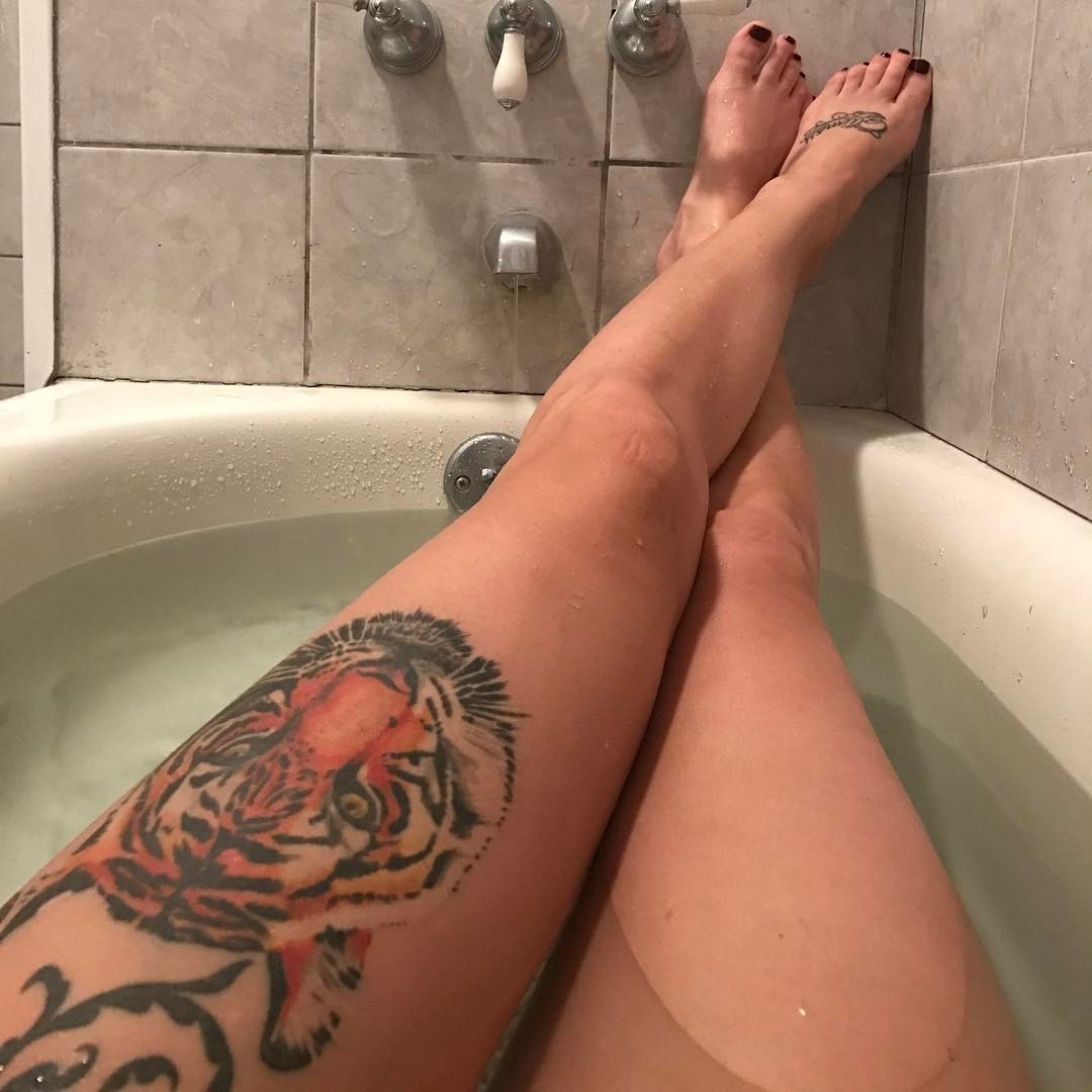 Autumn Bodell Feet