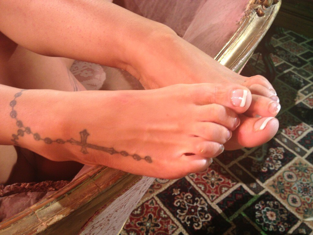 Jema Gilsenan Feet