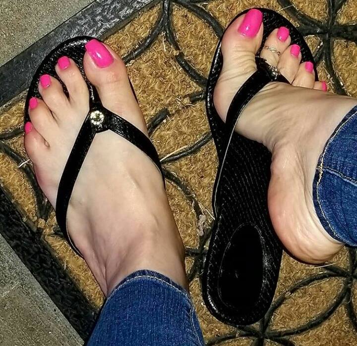 Jen Solez Feet