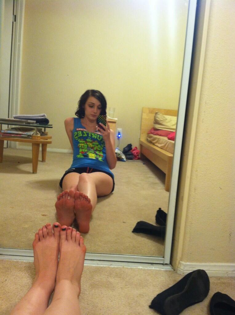 Karina Lynne Feet