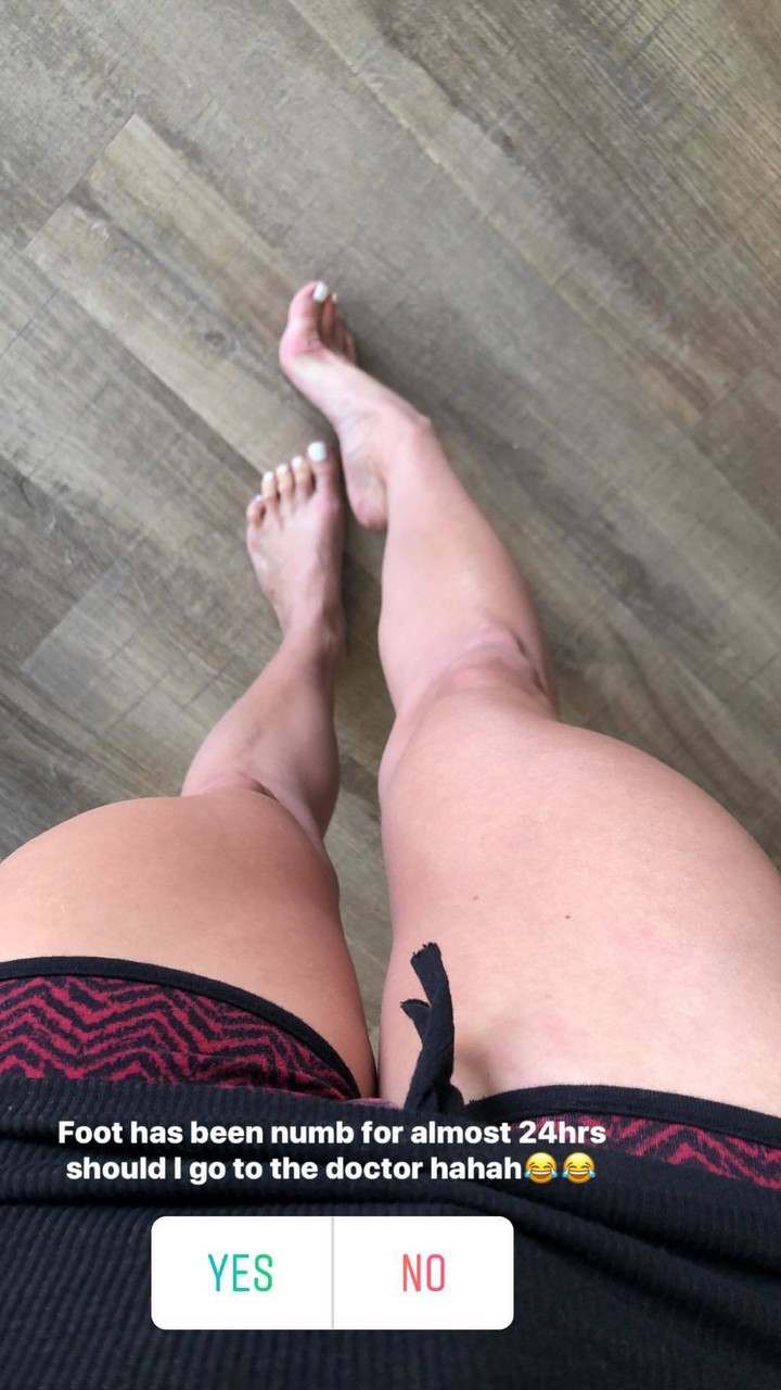 Kissa Sins Feet