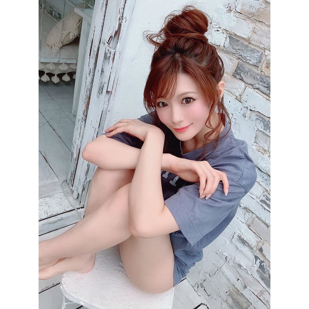 Minami Aizawa Feet