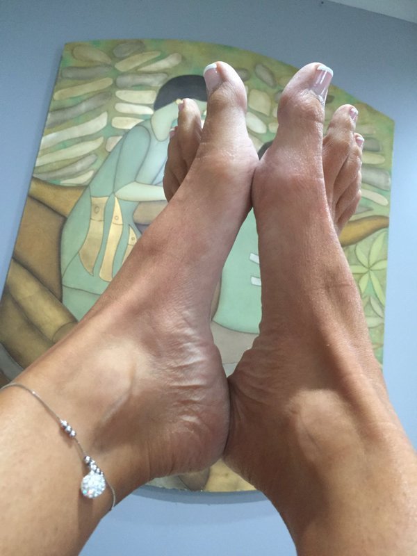 Mindi Mink Feet