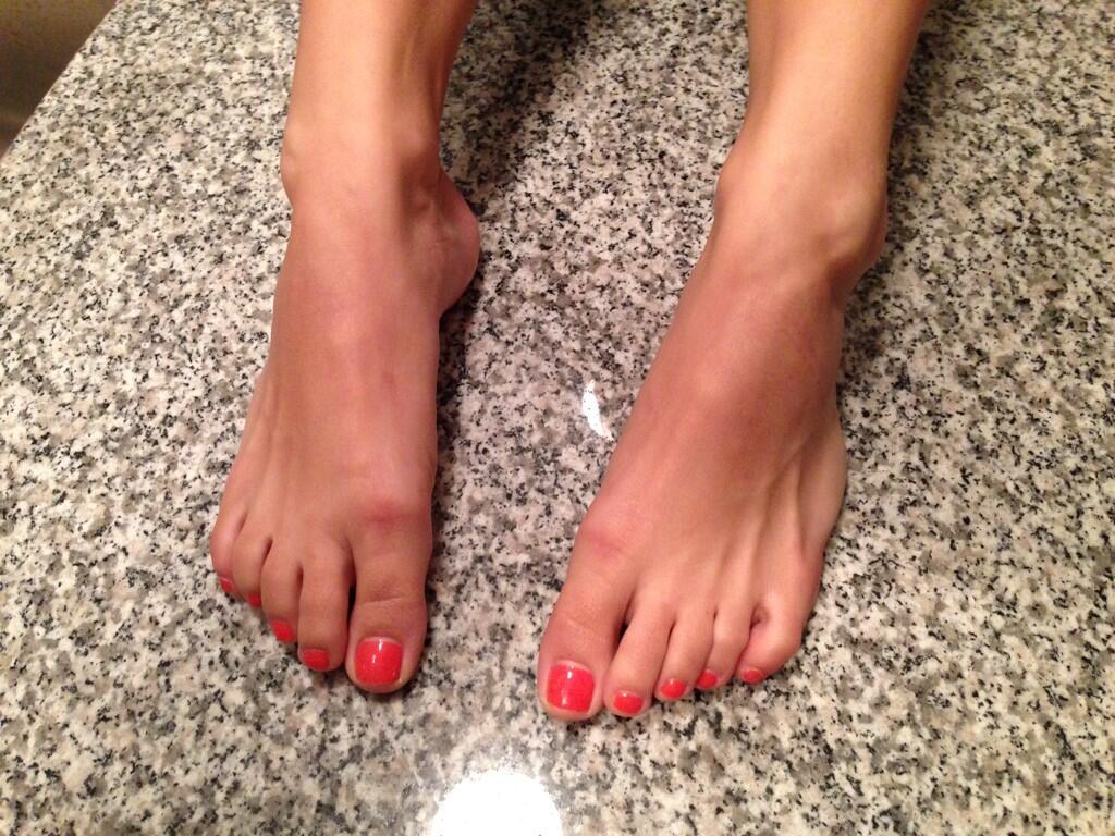 Nikko Jordan Feet