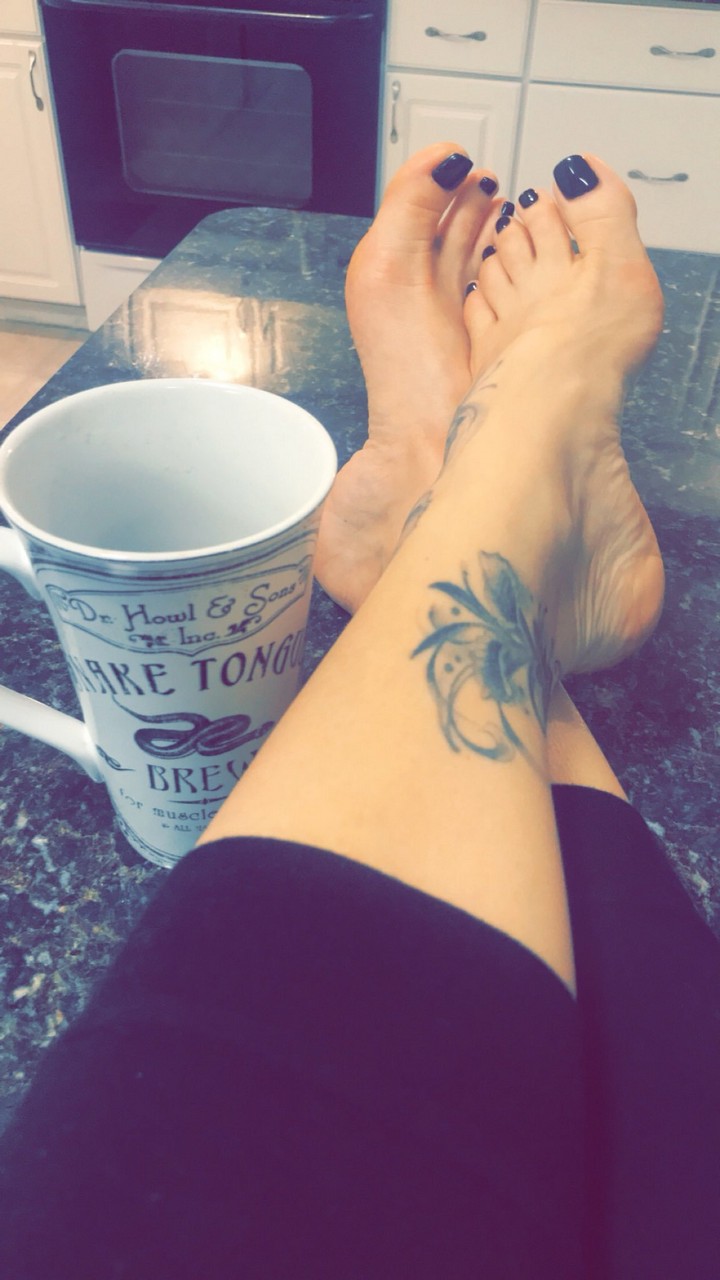 Raven Eve Feet