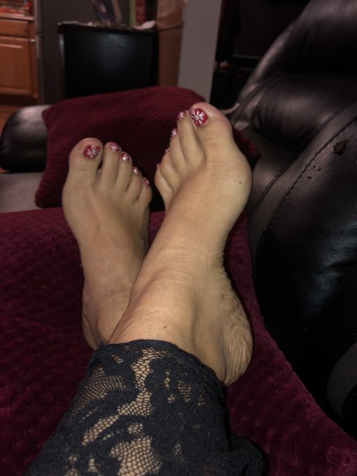 Sarah Feet