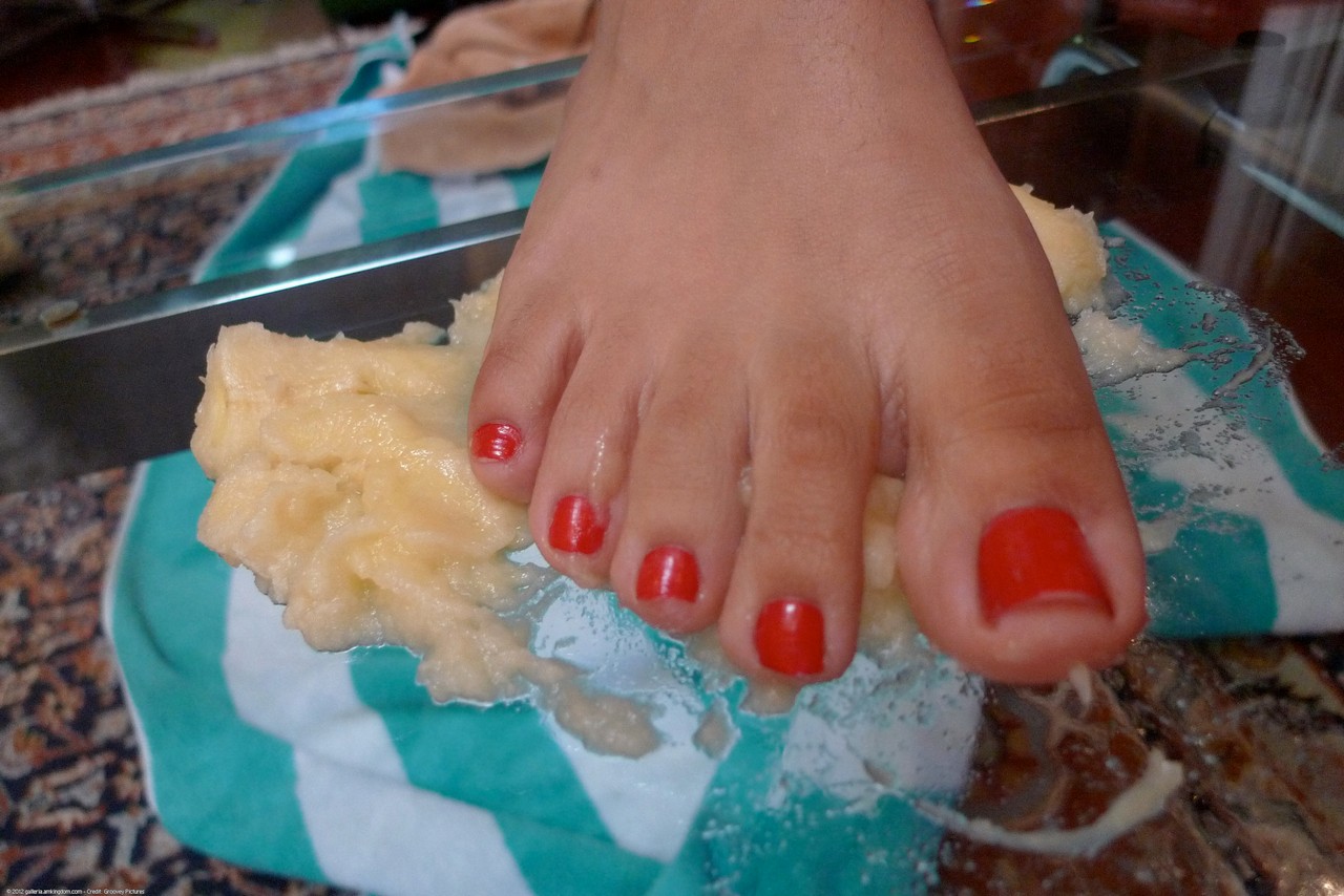 Solhey Rivera Feet