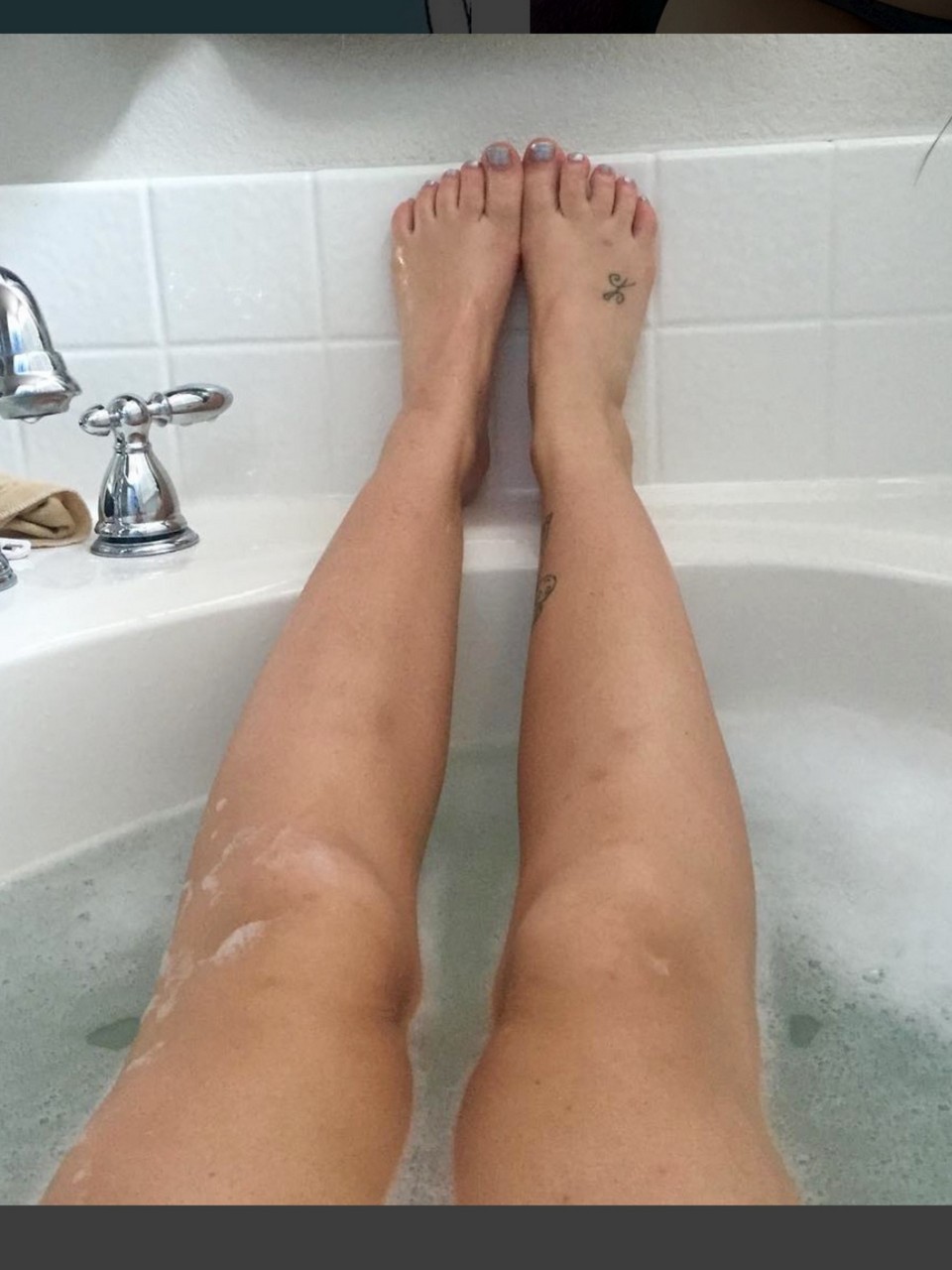 Alexis Monroe Feet