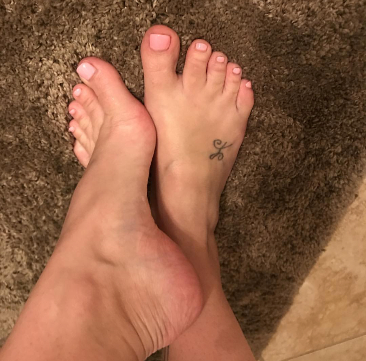 Alexis Monroe Feet