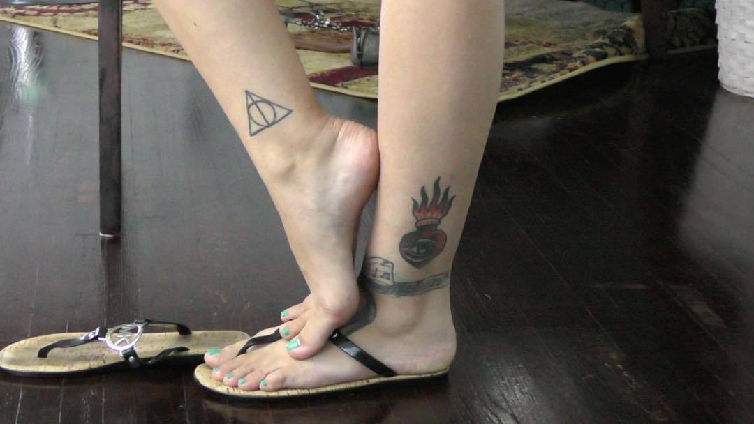 Ayla Aysel Feet