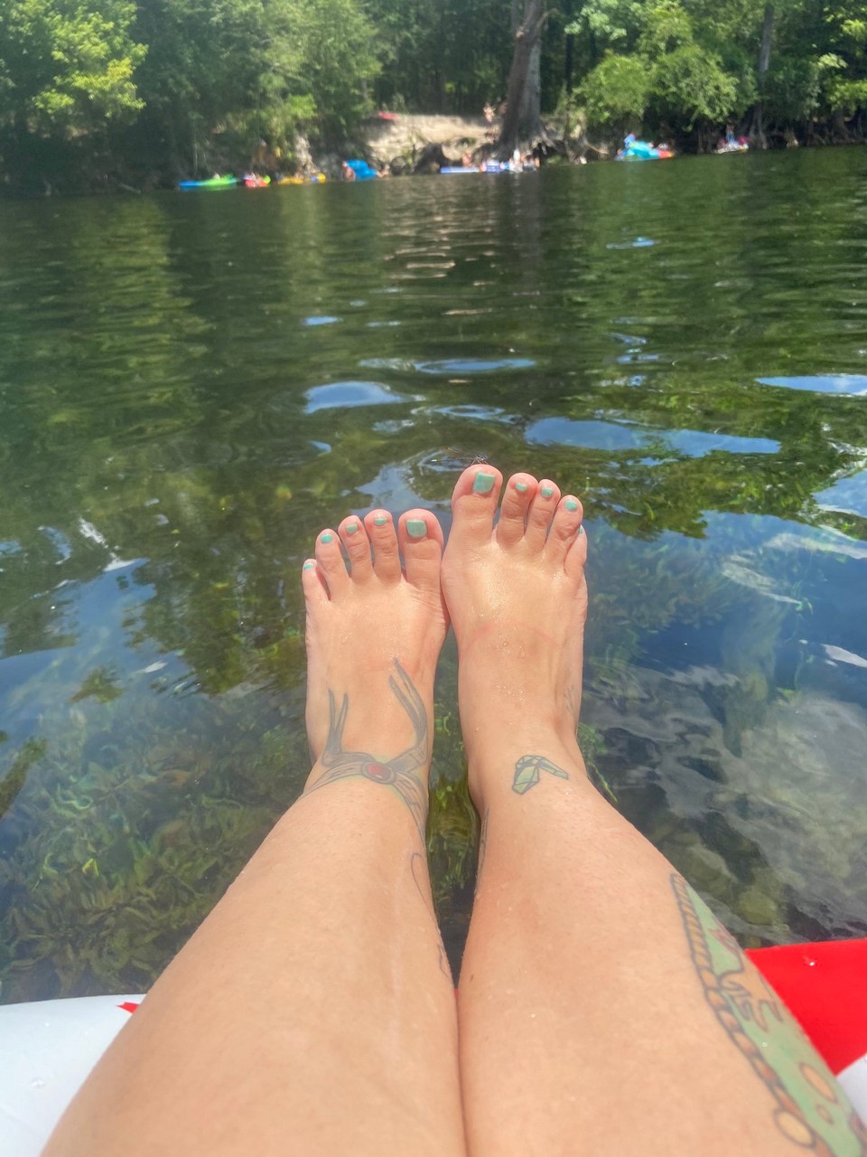 Ayla Aysel Feet