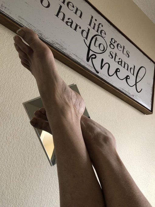 Betty Boobs Feet