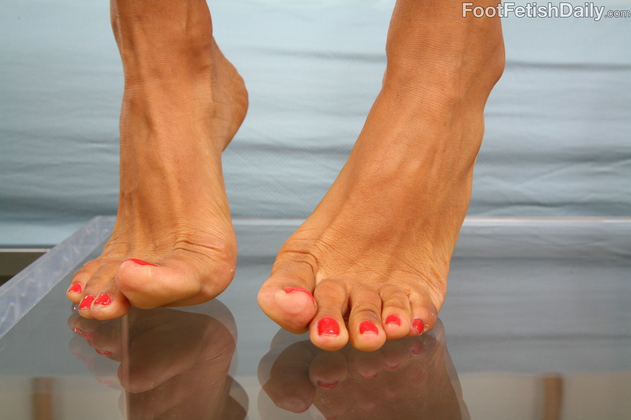 Bossy Delilah Feet