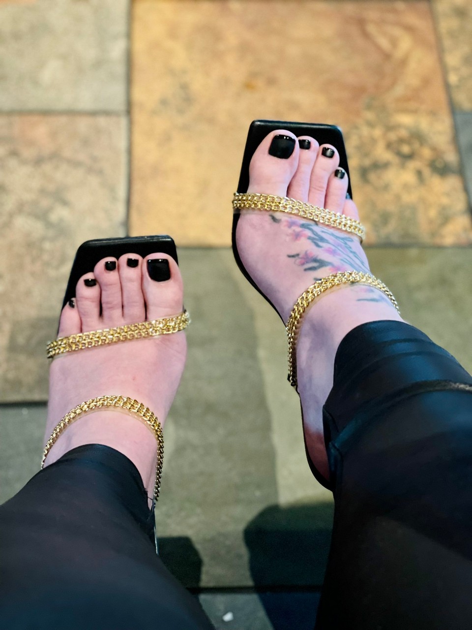 Goddess Rhi Rhi Feet