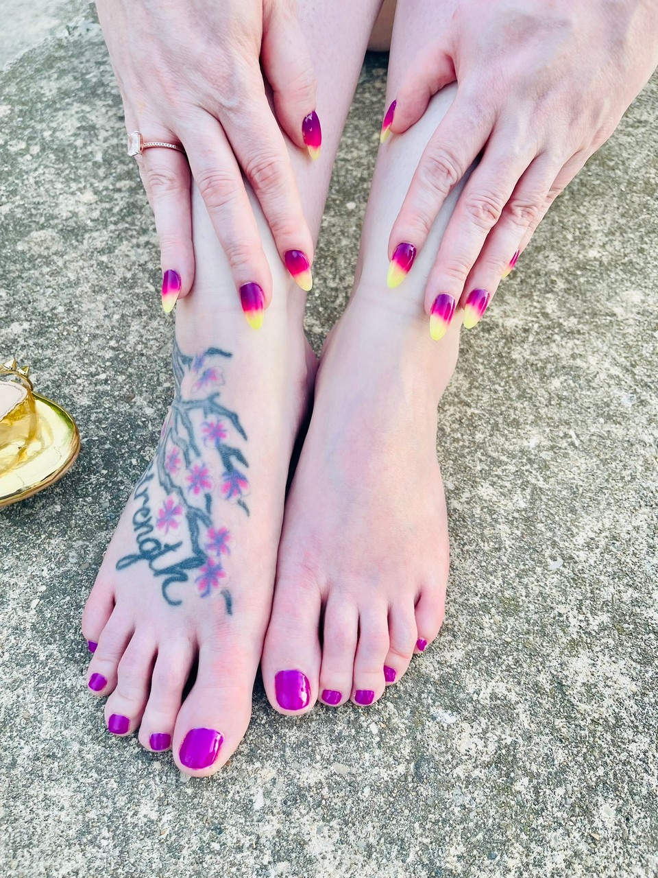 Goddess Rhi Rhi Feet