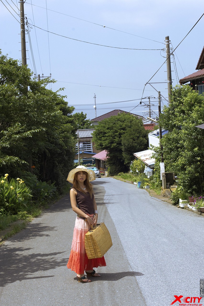 Hitomi Hayasaka Feet