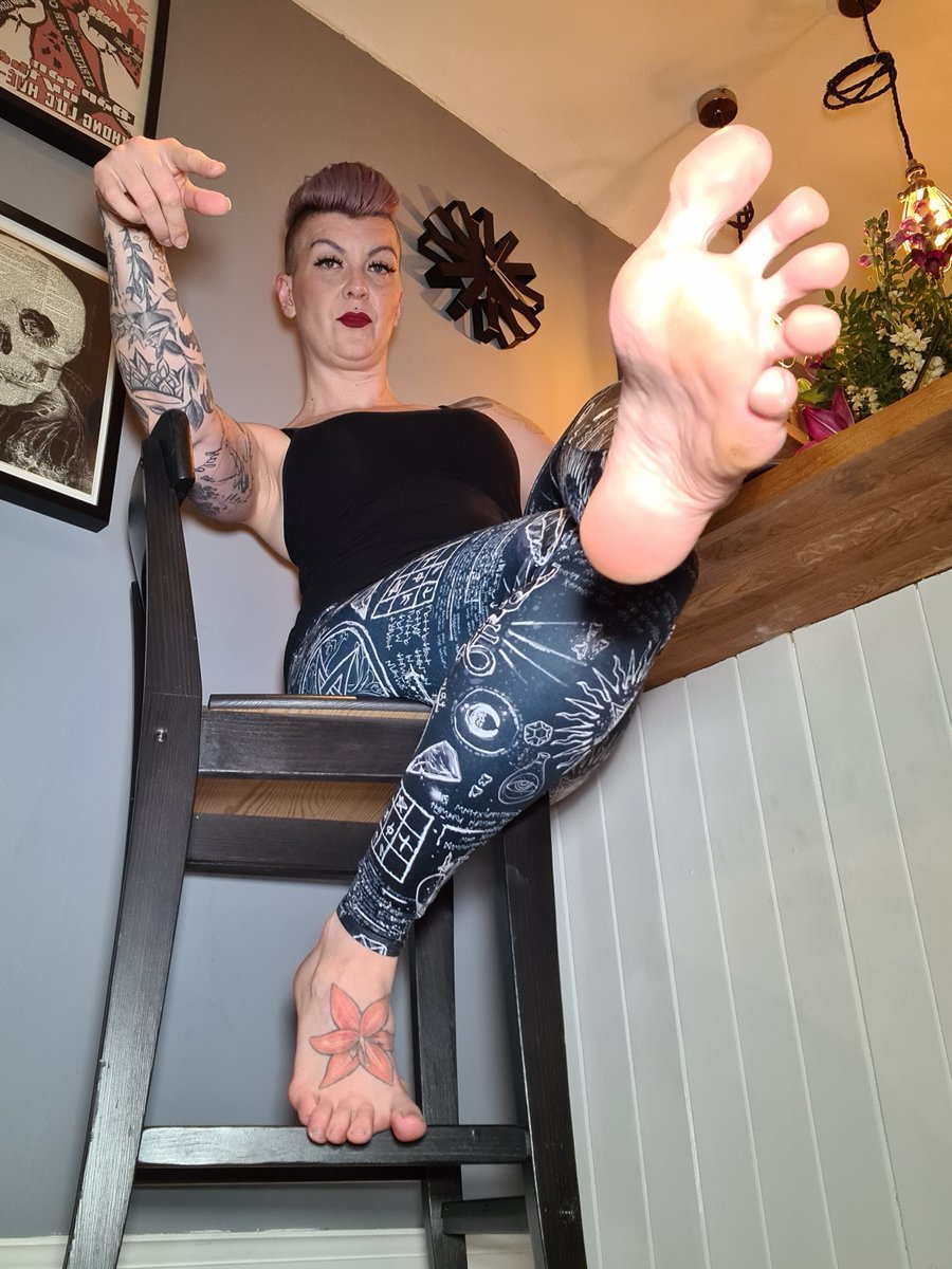 Lady Valeska Feet