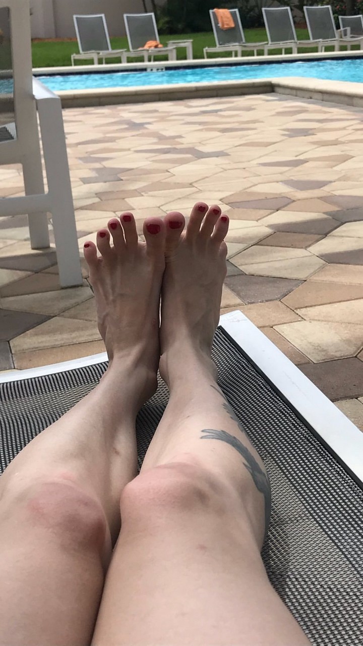 Lauren Kiley Feet