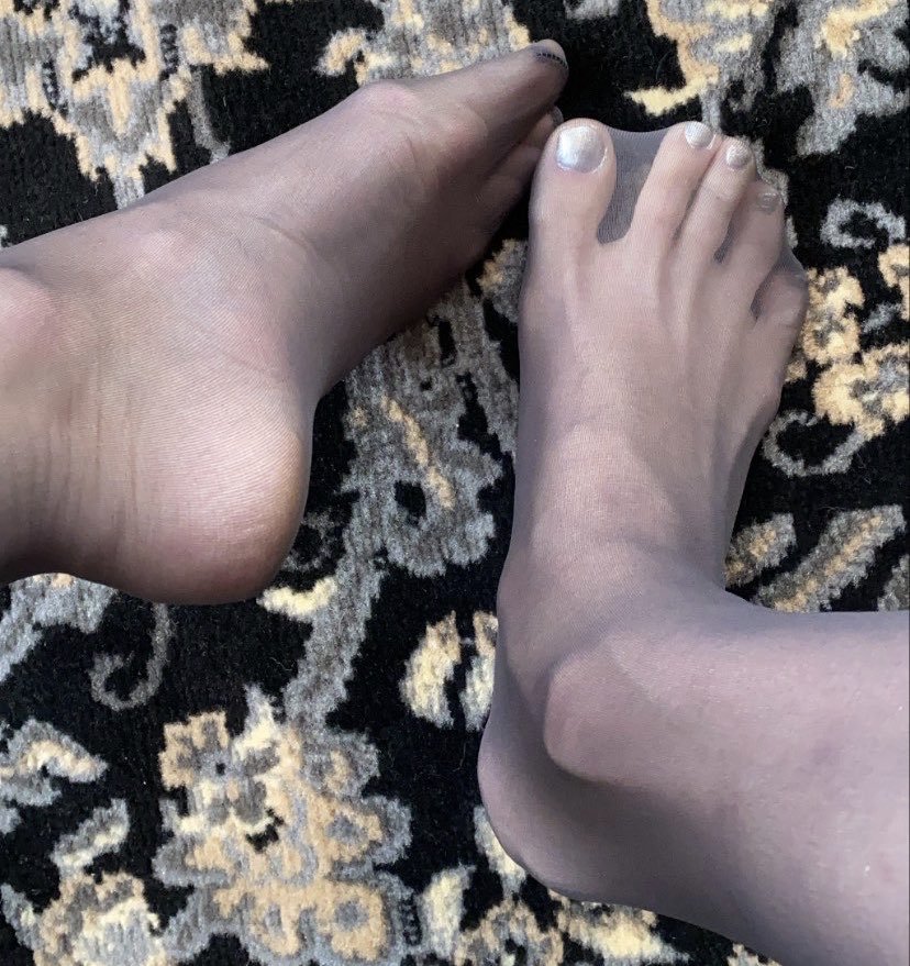 Lauren Kiley Feet