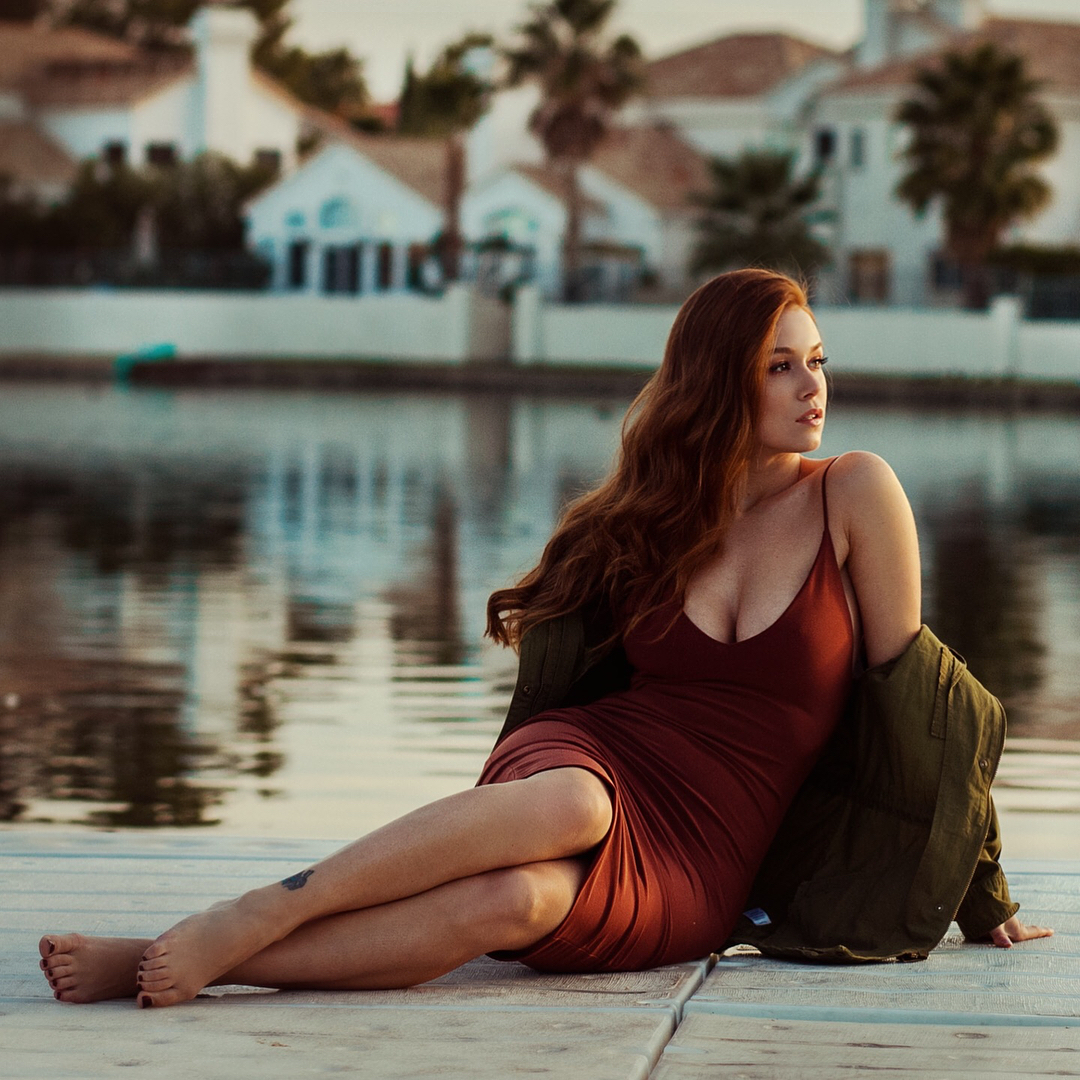 Leanna Decker Feet