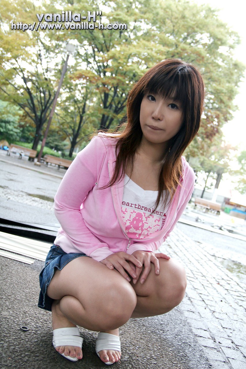 Naho Hazuki Feet