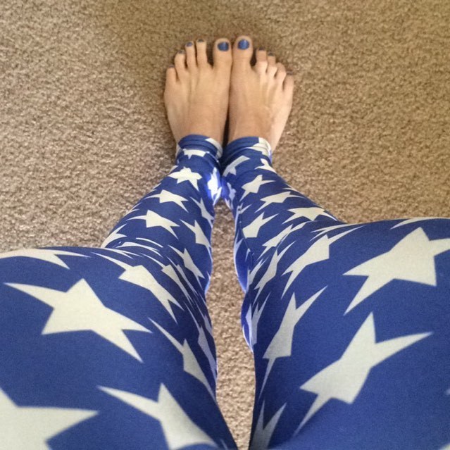 Norah Nova Feet