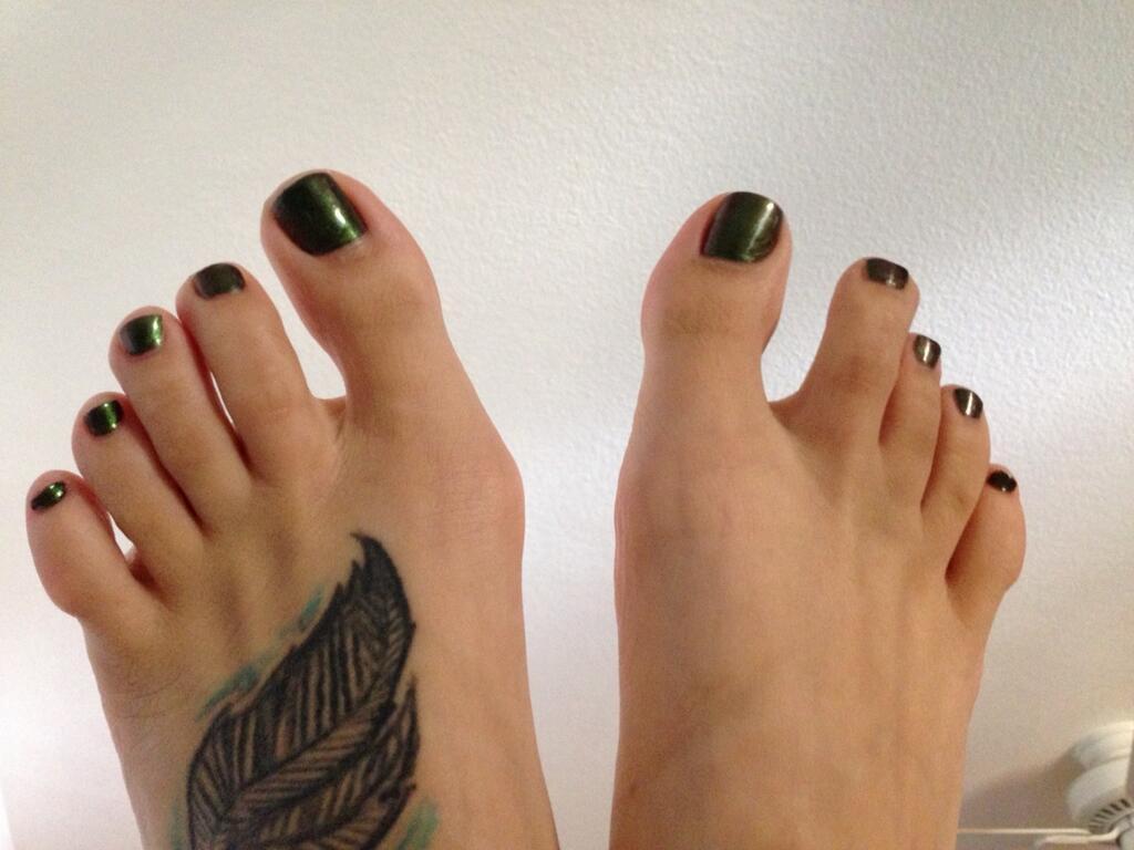 Reagan Ross Feet