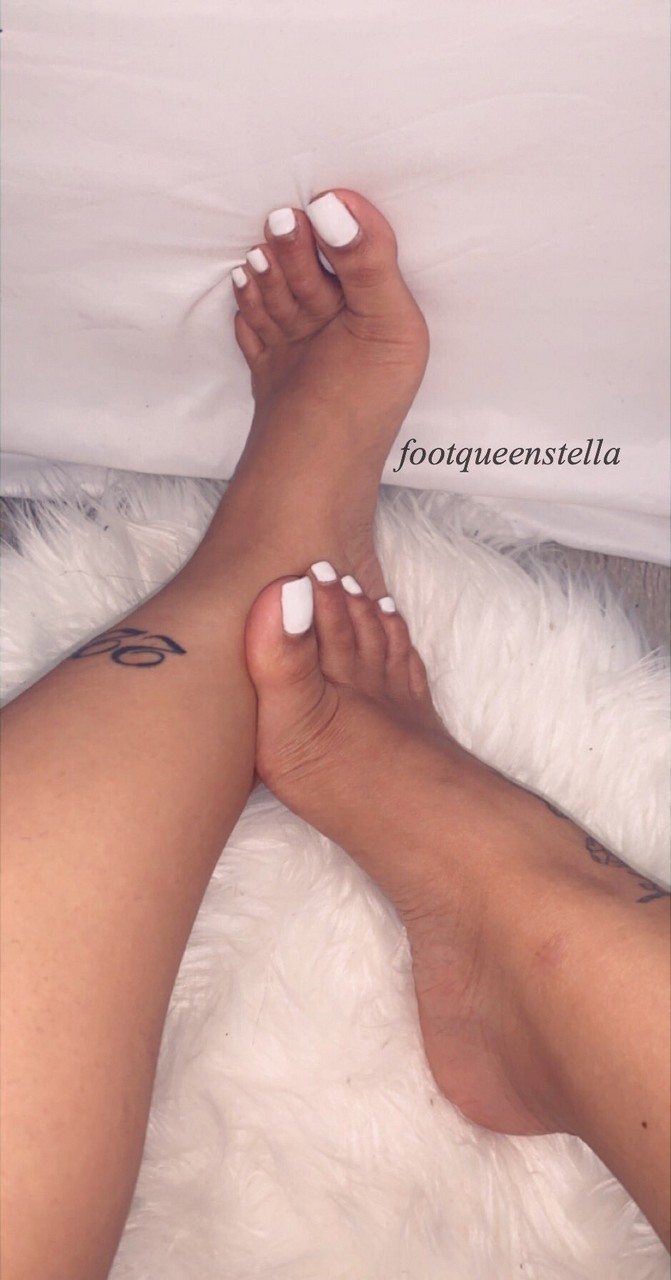 Stella Feet